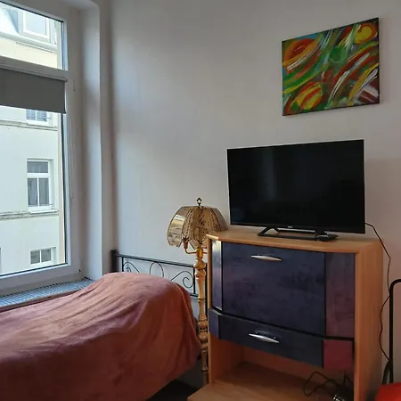 شقة Familienappartement In Zentrum شفيرين